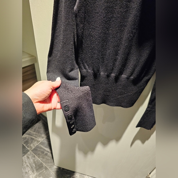 Turtleneck Knit-Le Chateau in Black- Small-New - Picture 3 of 3